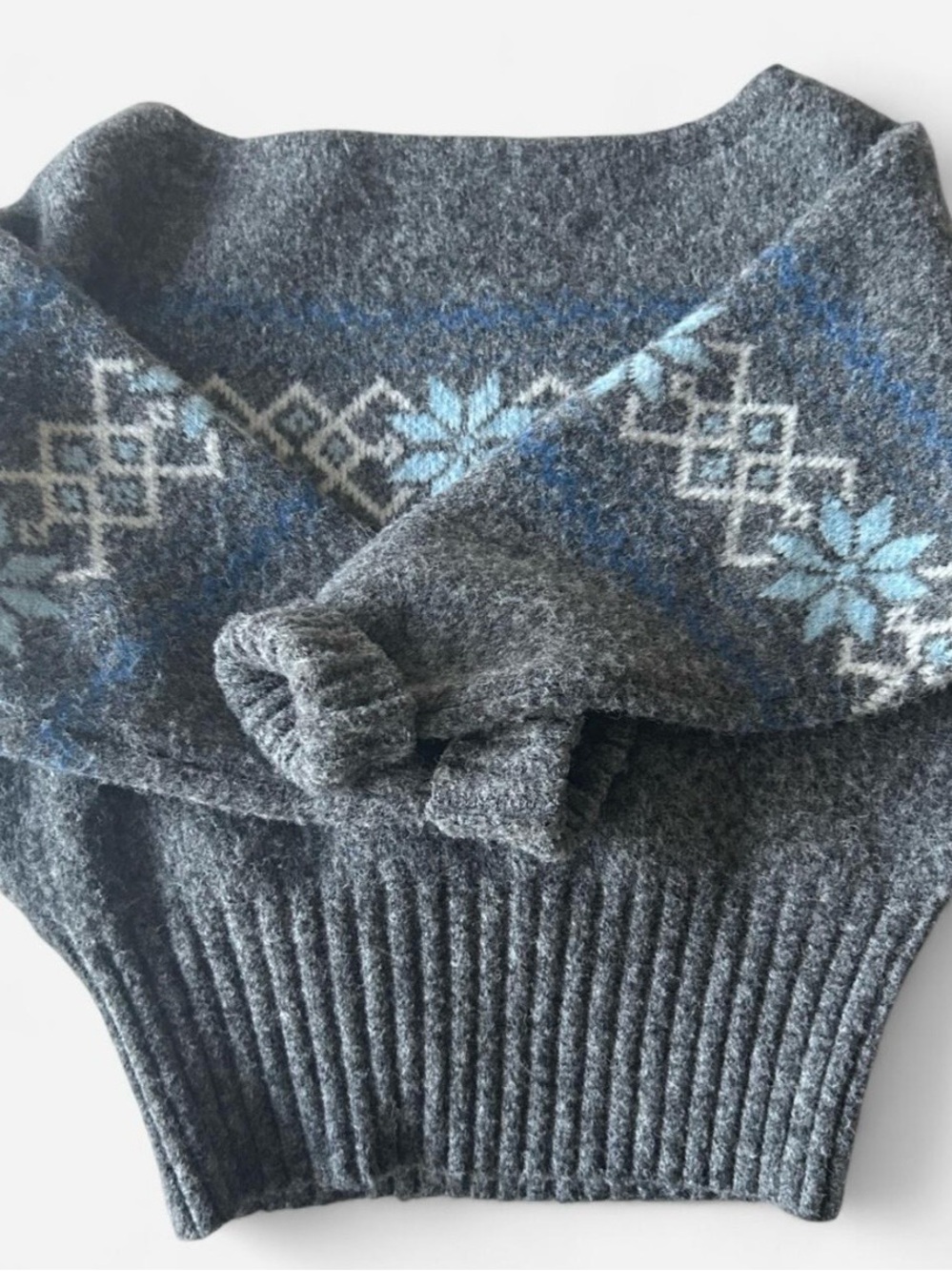 Bershka Heathered Gray and Blue Knit Sweater
